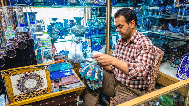 کاهش گازبهای کارگاه‌های صنایع‌دستی در سال ۱۴۰۱