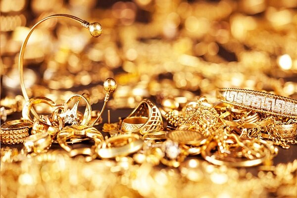 بازار طلا در آرامش است/ کنترل بازار ارز موجب ریزش قیمت سکه شد