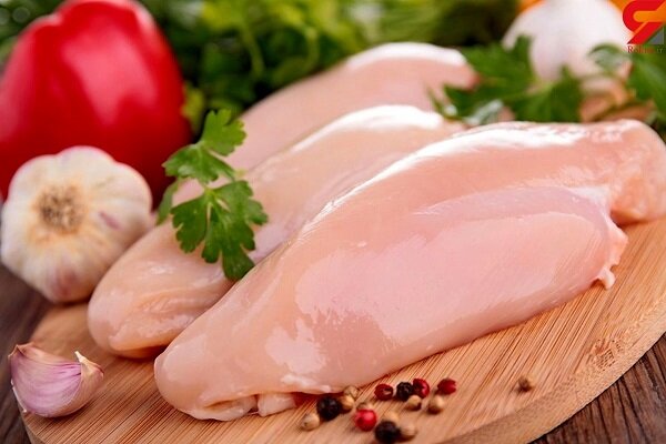 قیمت گوشت مرغ امروز ۳۰ مردادماه هر کیلو ۵۵,۹۰۰ تومان