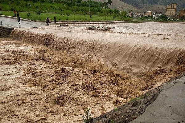 احتمال رگبار شدید و وقوع سیلاب در ۱۰ استان کشور