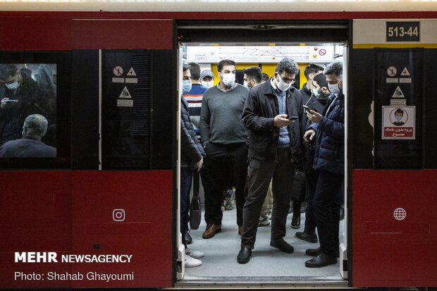 ماجرای نصب پرده در واگن‌های مترو چه بود؟