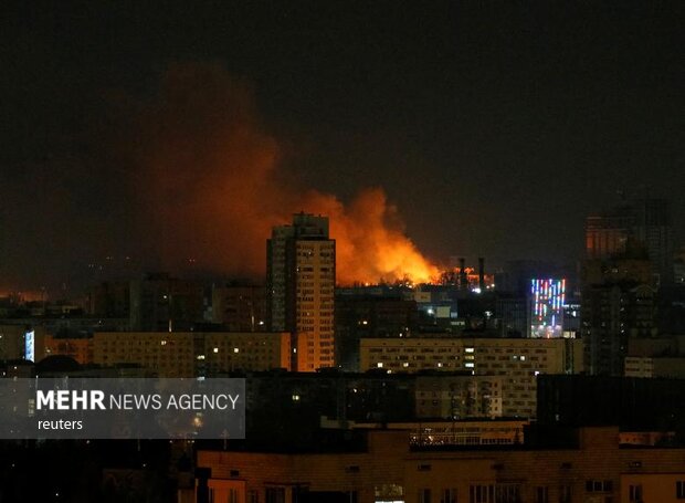 بمباران سنگین کیف در حملات شبانه روسیه/ اوکراین: مقابله کردیم