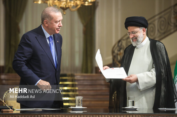 در بیانیه مشترک ایران و ترکیه مورد تاکید قرار گرفت؛ گسترش روابط در همه زمینه‌ها و در عالی‌ترین سطوح