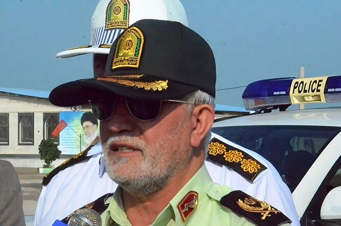فرمانده انتظامی استان بوشهر: اتوبوس حامل عینک آفتابی قاچاق در دیلم توقیف شد