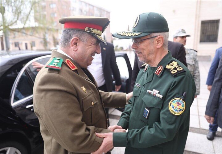 در تهران؛ وزیر دفاع سوریه با سرلشکر باقری دیدار کرد