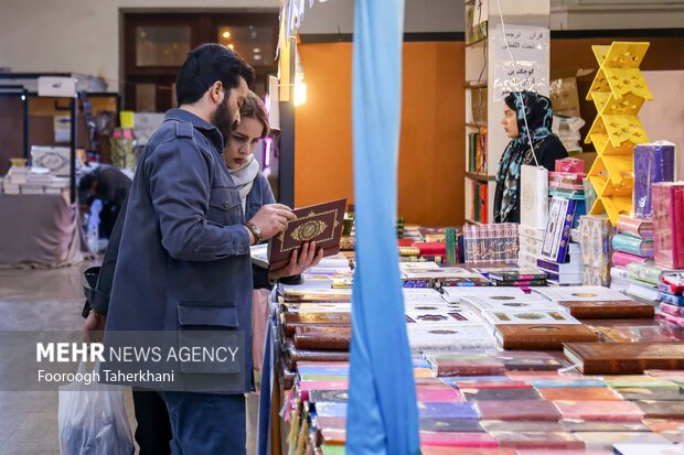 مهر گزارش می‌دهد؛ وعده‌های بی نتیجه مدیران ارشاد قزوین برای برپایی نمایشگاه قرآن