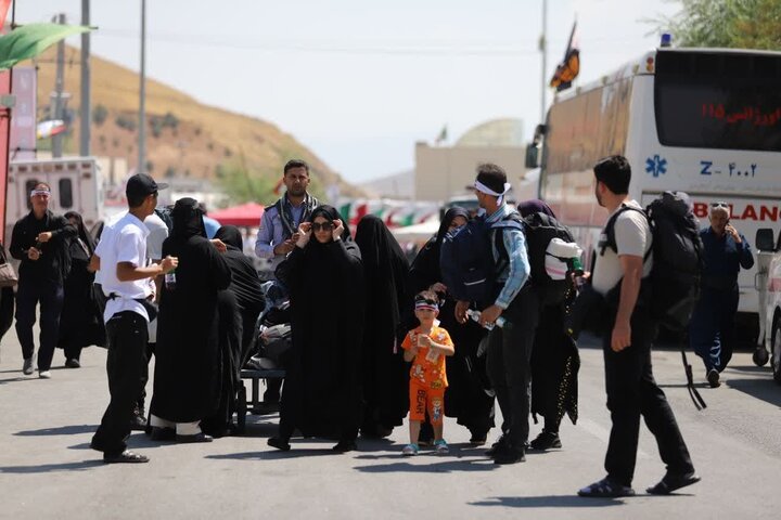 مسئول بسیج جامعه زنان سپاه شهدای آذربایجان غربی: برنامه فرهنگی در مسیر زائران حسینی در آذربایجان غربی اجرا می شود