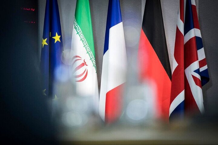 رویترز: تروئیکای اروپا «مکانیسم ماشه» را علیه ایران فعال کردند