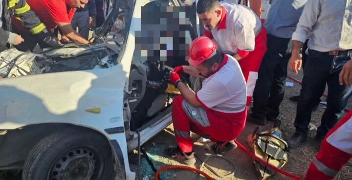 تصادف زنجیرهای در گالیکش با ۲۱ مصدوم تصادف زنجیرهای در گالیکش با ۲۱ مصدوم