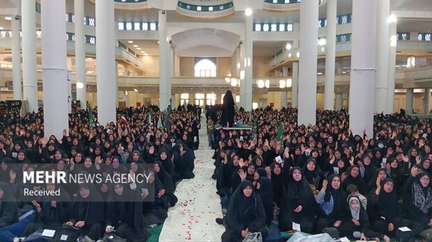 کریمی: اجتماع حماسی بانوان زنجانی «مثل زهرا (س)» در زنجان برگزار شد