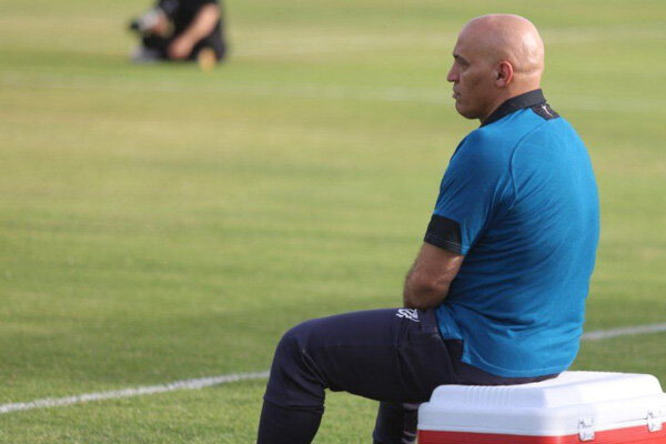 لقب جالب عراقی‌ها به علیرضا منصوریان عکس