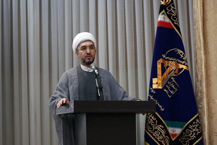 مدیریت بحران و وحدت ملی رمز موفقیت نظام ولایت فقیه است