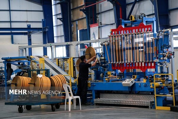 احیای تولید به‌جای تزریق پول؛ چرا حمایت هوشمند از تولید اولویت دارد؟