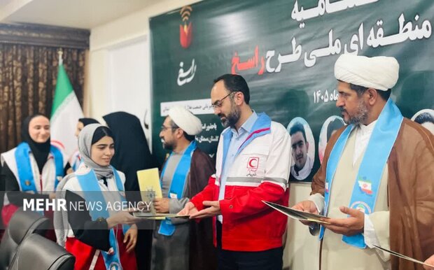 محبان: ۱۲۳ اثر از ۷ استان شایسته تقدیر در «راویان سرو سرخ» شدند