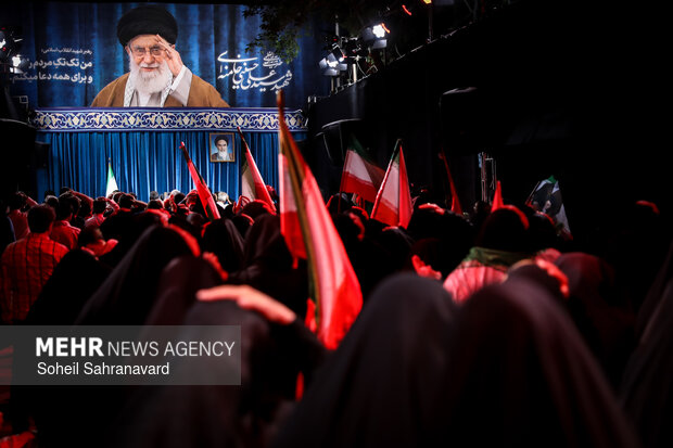 خداحافظ ای کوچه اشک و شوق دیدار